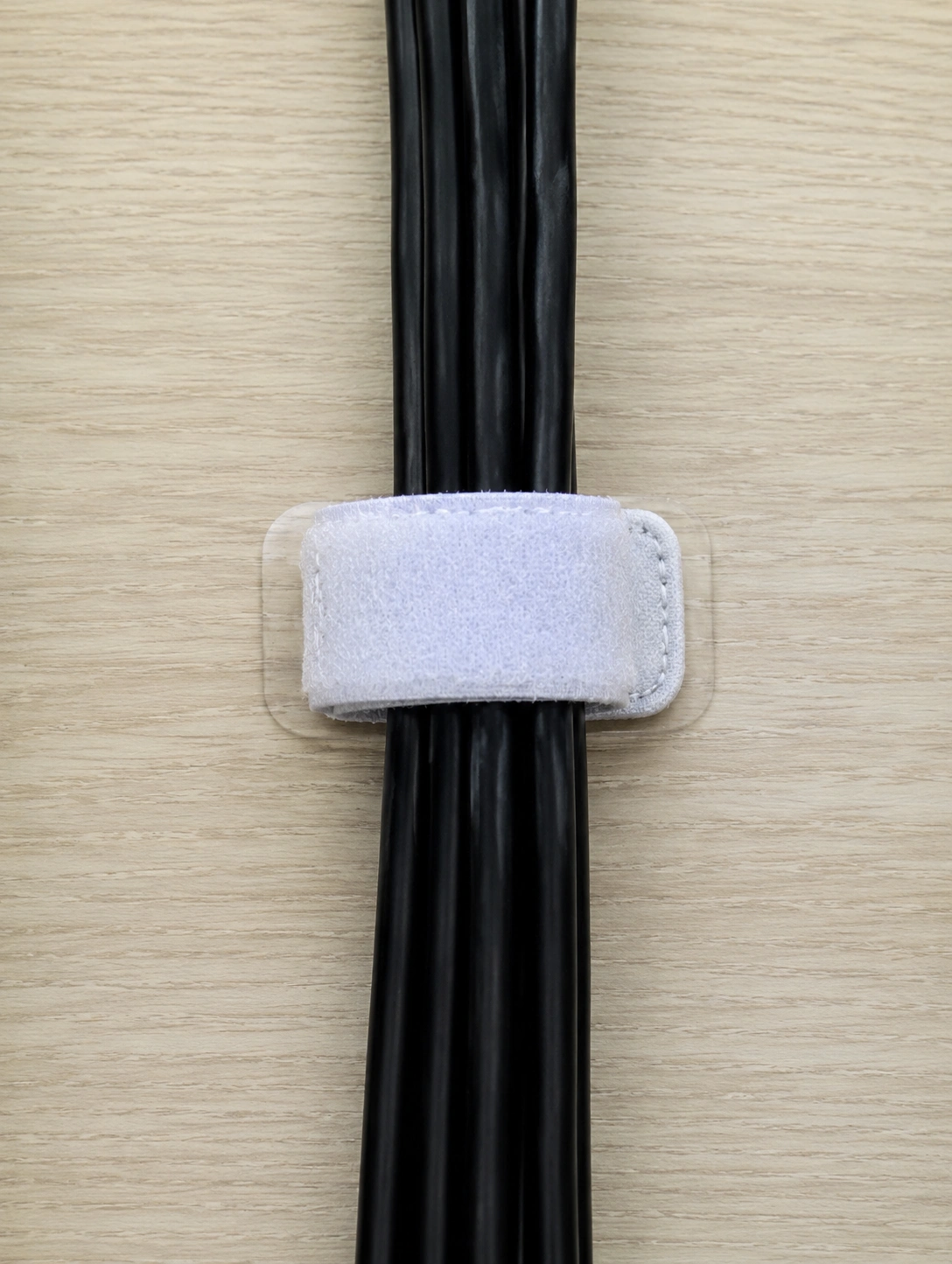 魔术贴理线器